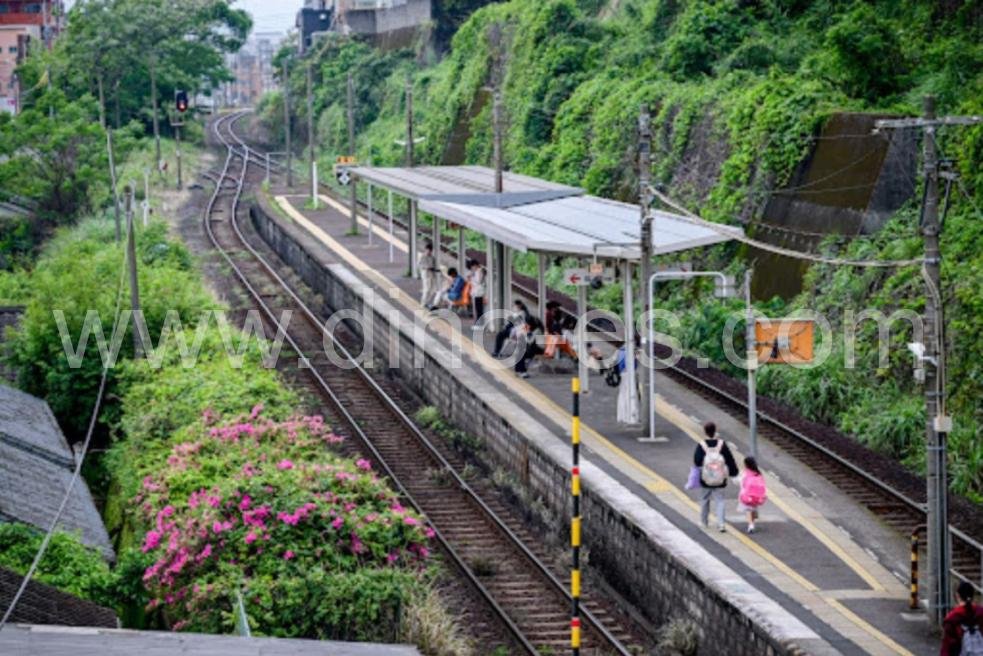 南鹿児島駅前メンズエステの駅前の写真です。picture of Minami Kagoshima Ekimae station where to find spa and massage salons