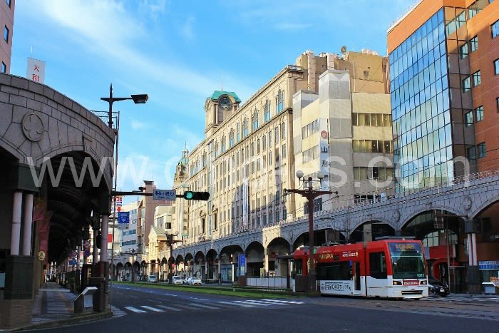 朝日通メンズエステの駅前の写真です。picture of Asahi-dōri station where to find spa and massage salons