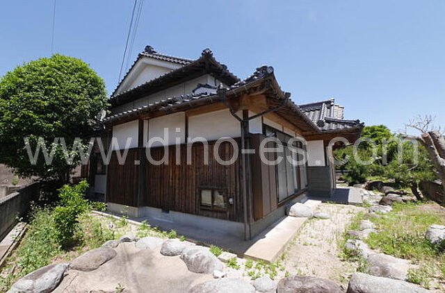 上金田メンズエステの駅前の写真です。picture of Kami-Kanada station where to find spa and massage salons