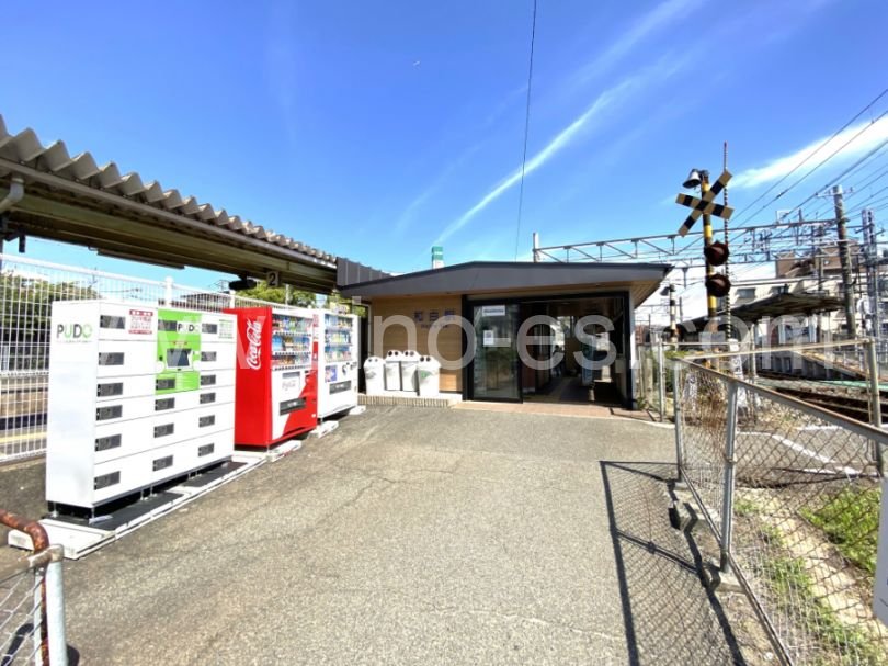 和白メンズエステの駅前の写真です。picture of Wajiro station where to find spa and massage salons