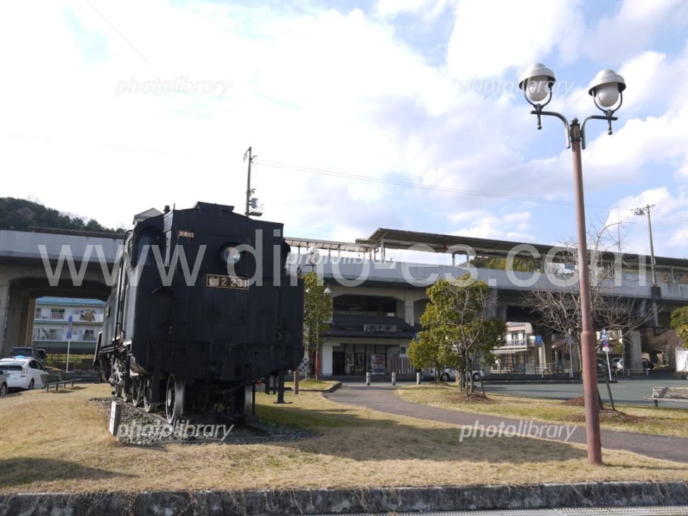 内子メンズエステの駅前の写真です。picture of Uchiko station where to find spa and massage salons