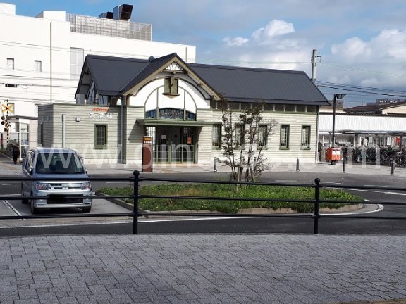 三津浜メンズエステの駅前の写真です。picture of Mitsuhama station where to find spa and massage salons