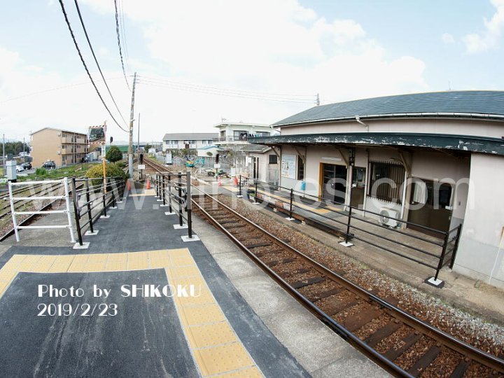 羽ノ浦メンズエステの駅前の写真です。picture of Hanoura station where to find spa and massage salons