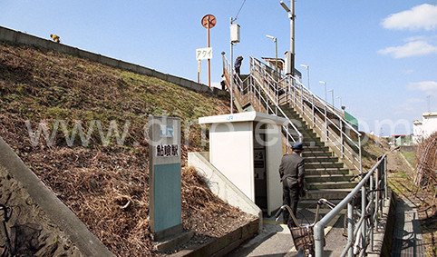 鮎喰メンズエステの駅前の写真です。picture of Akui station where to find spa and massage salons