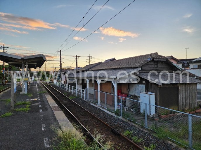 妻崎メンズエステの駅前の写真です。picture of Tsumazaki station where to find spa and massage salons