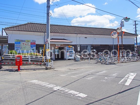 岡田(愛媛)メンズエステの駅前の写真です。picture of Okada station where to find spa and massage salons