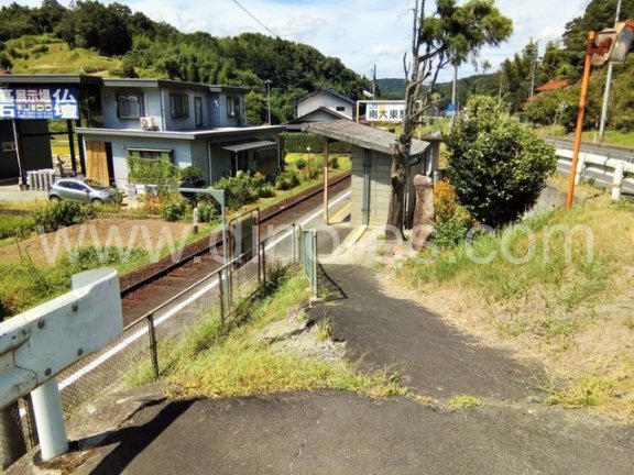 南大東メンズエステの駅前の写真です。picture of Minami-Daitō station where to find spa and massage salons