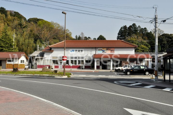 宍道メンズエステの駅前の写真です。picture of Shinji station where to find spa and massage salons