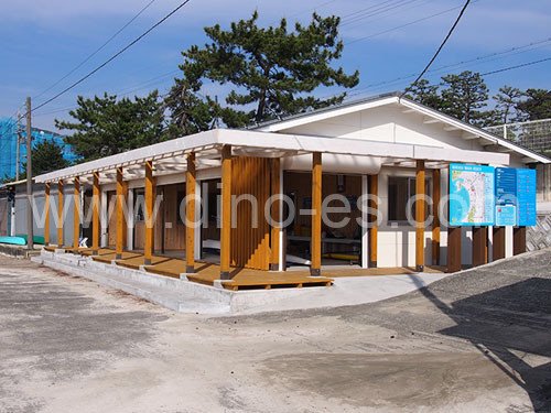 若狭和田メンズエステの駅前の写真です。picture of Wakasa-Wada station where to find spa and massage salons