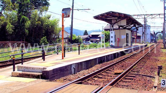 水落メンズエステの駅前の写真です。picture of Mizuochi station where to find spa and massage salons