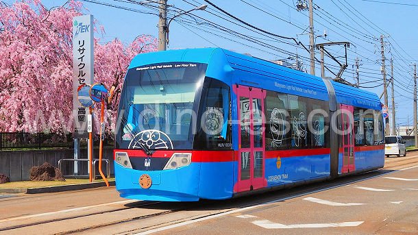 新吉久メンズエステの駅前の写真です。picture of Shin Yoshihisa station where to find spa and massage salons