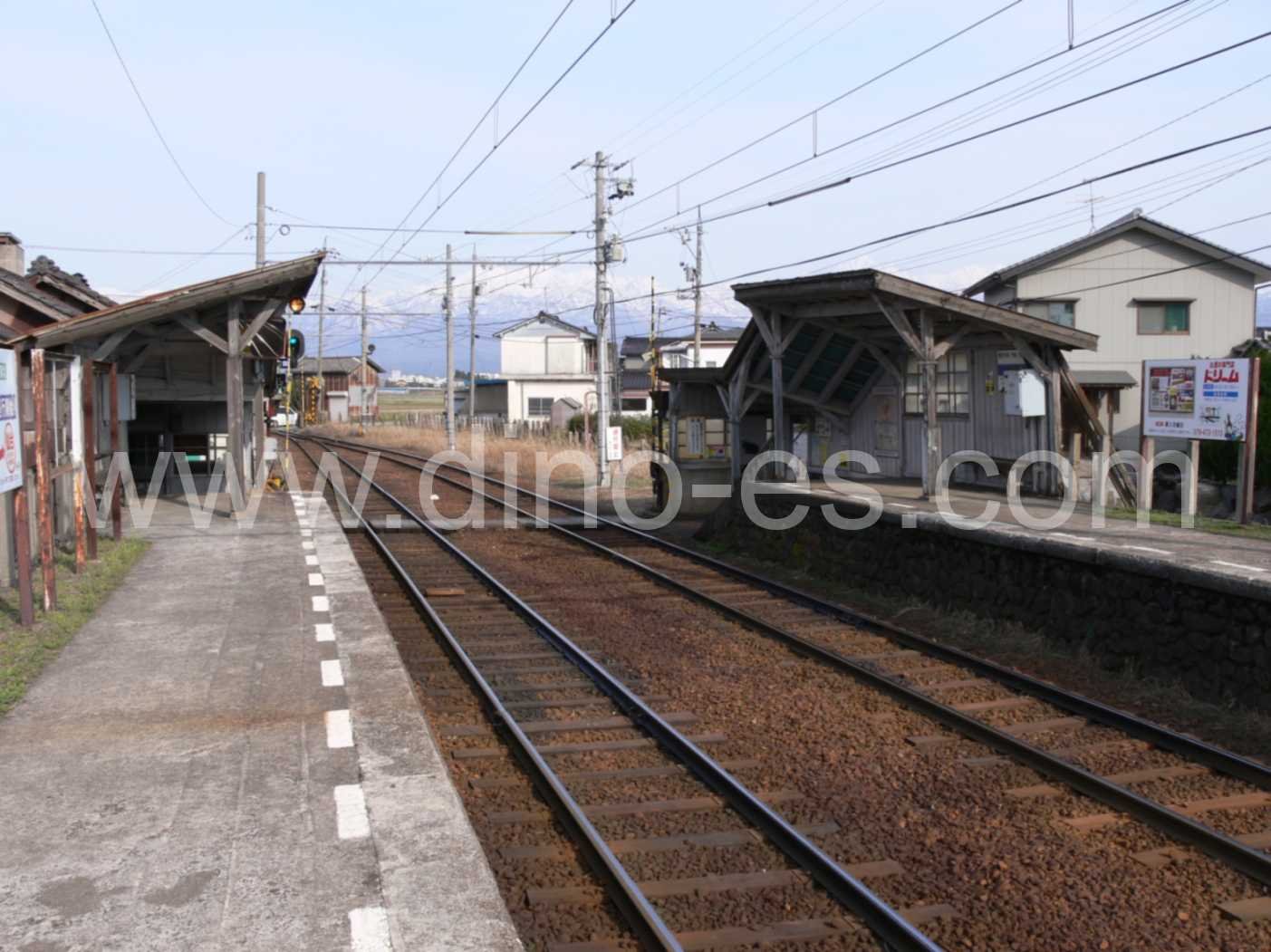越中三郷メンズエステの駅前の写真です。picture of Etchū-Sangō station where to find spa and massage salons