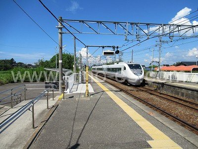 敷浪メンズエステの駅前の写真です。picture of Shikinami station where to find spa and massage salons