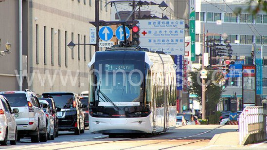桜橋(富山)メンズエステの駅前の写真です。picture of Sakurabashi station where to find spa and massage salons
