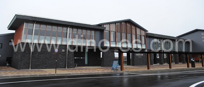 軽井沢メンズエステの駅前の写真です。picture of Karuizawa station where to find spa and massage salons