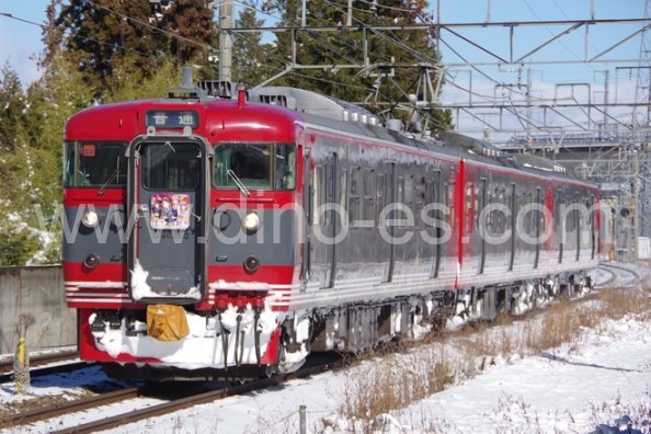 屋代高校前メンズエステの駅前の写真です。picture of Yashirokōkō-mae station where to find spa and massage salons