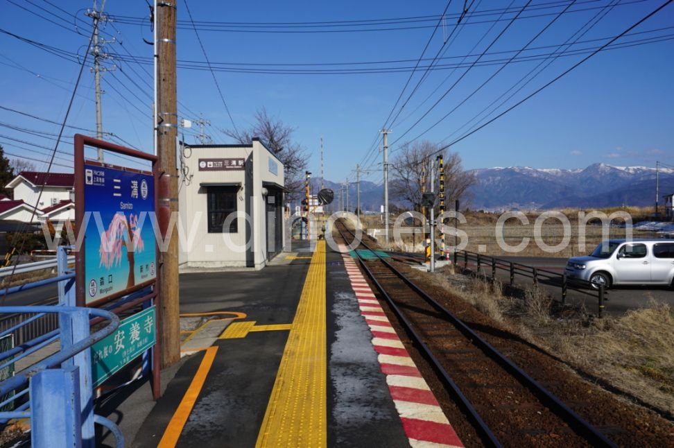 三溝メンズエステの駅前の写真です。picture of Samizo station where to find spa and massage salons