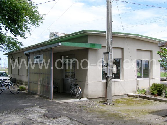 東酒田メンズエステの駅前の写真です。picture of Higashi-Sakata station where to find spa and massage salons