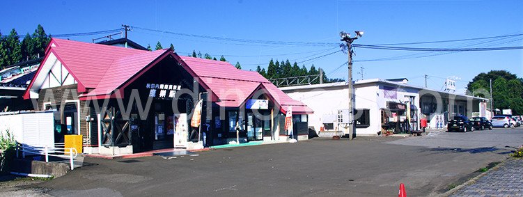 鷹ノ巣メンズエステの駅前の写真です。picture of Takanosu station where to find spa and massage salons