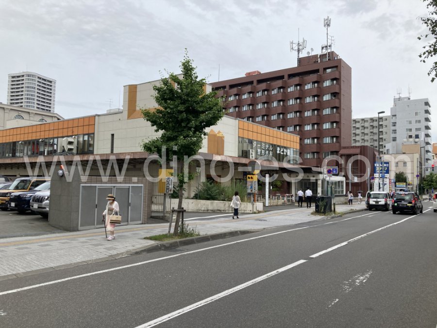 円山公園メンズエステの駅前の写真です。picture of Maruyamakōen station where to find spa and massage salons