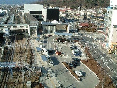 茅野メンズエステの駅前の写真です。picture of Chino station where to find spa and massage salons