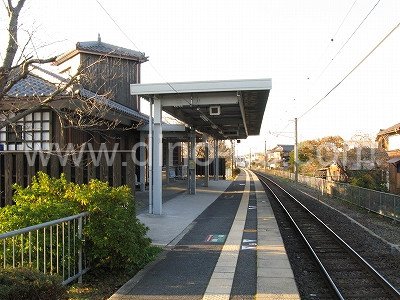 油日メンズエステの駅前の写真です。picture of Aburahi station where to find spa and massage salons