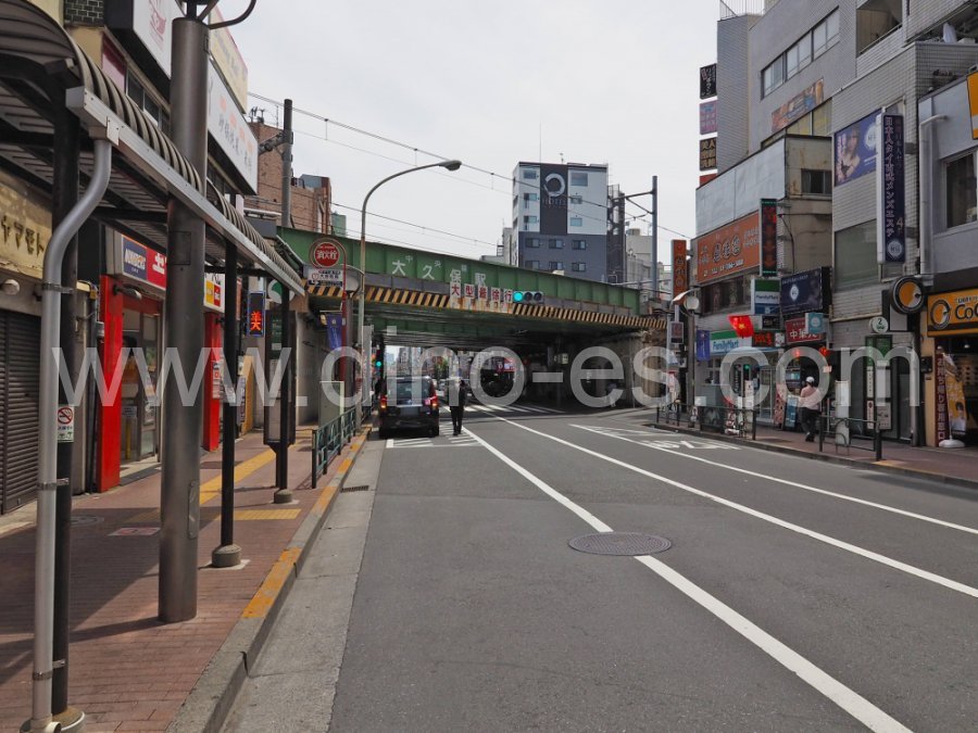 大久保(東京)メンズエステの駅前の写真です。picture of Ookubo station where to find spa and massage salons