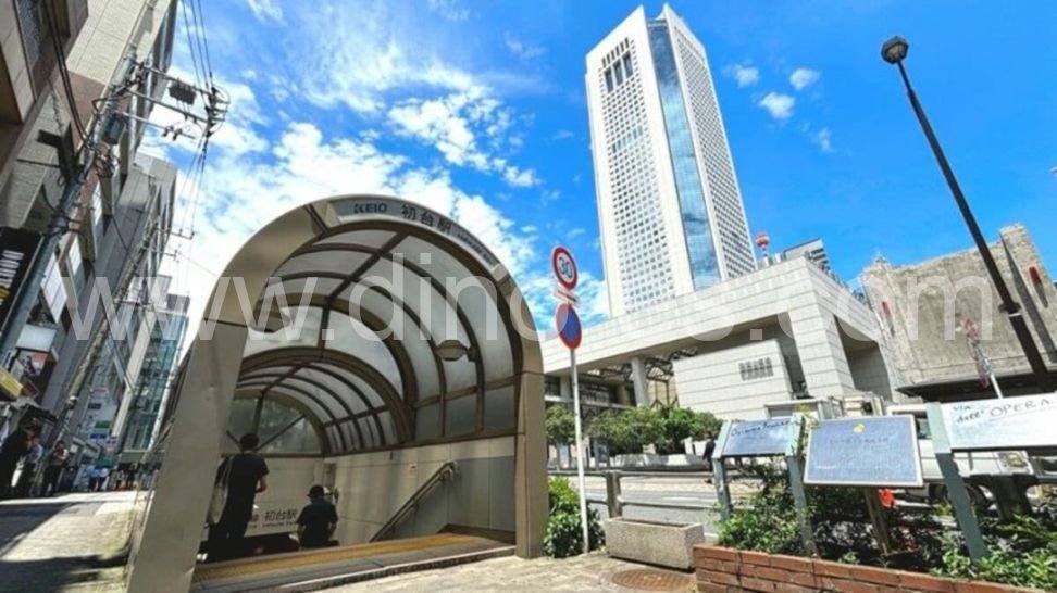 初台メンズエステの駅前の写真です。picture of Hatsudai station where to find spa and massage salons