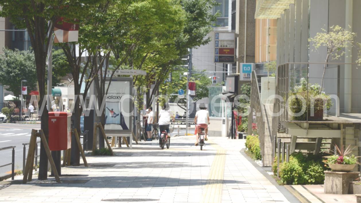 外苑前メンズエステの駅前の写真です。picture of Gaienmae station where to find spa and massage salons