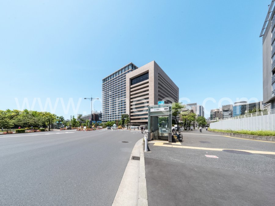 竹橋メンズエステの駅前の写真です。picture of Takebashi station where to find spa and massage salons