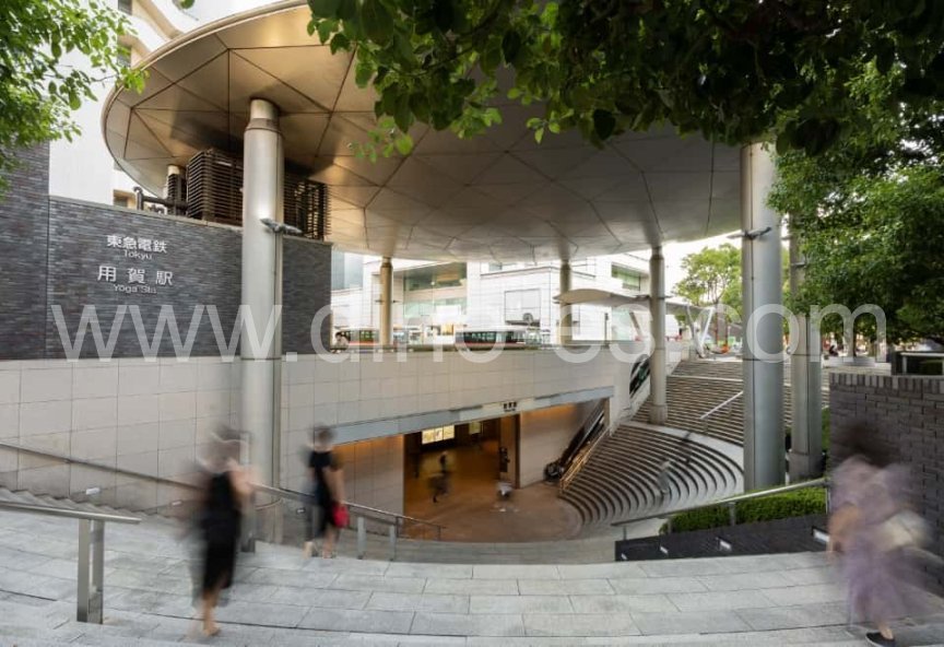 用賀メンズエステの駅前の写真です。picture of Youga station where to find spa and massage salons