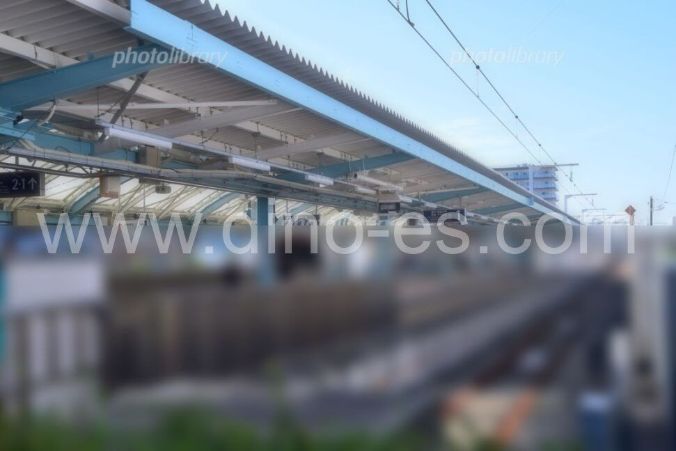 江ノ島メンズエステの駅前の写真です。picture of Enoshima station where to find spa and massage salons