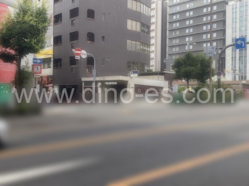 四ツ橋メンズエステの駅前の写真です。picture of Yotsubashi station where to find spa and massage salons