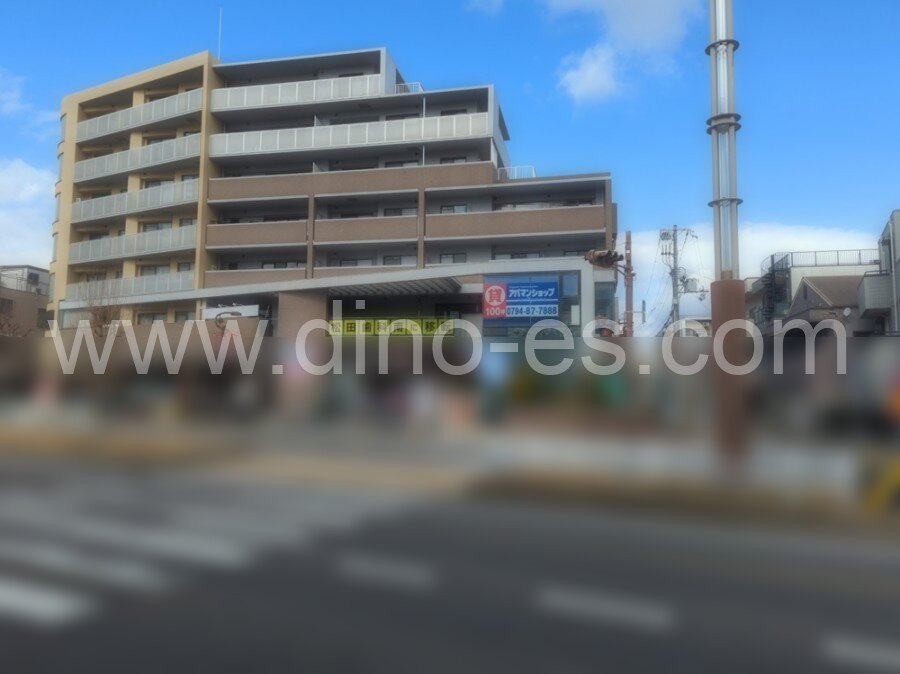 御崎公園メンズエステの駅前の写真です。picture of Misakikōen station where to find spa and massage salons