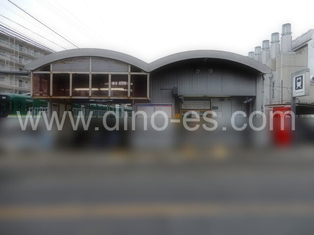 桃山南口メンズエステの駅前の写真です。picture of Momoyama-Minamiguchi station where to find spa and massage salons
