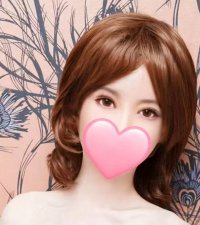 ミナちゃん (27歳) 新人セラピストですが、すでにしっかりとした経験を積み、安定した施術と丁寧な接客で高い評価を得ています。フレッシュな魅力と安心感のある技術をぜひ一度ご体感ください。お気軽にお試しください。