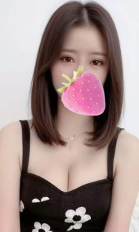 ミナちゃん (27歳) T156 (D) 新人セラピストですが、すでにしっかりとした経験を積み、安定した施術と丁寧な接客で高い評価を得ています。フレッシュな魅力と安心感のある技術をぜひ一度ご体感ください。お気軽にお試しください。
