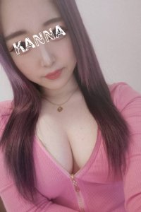 かんな (18歳) (F)