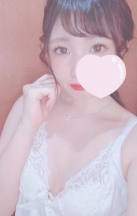 山崎 あゆ (22歳)