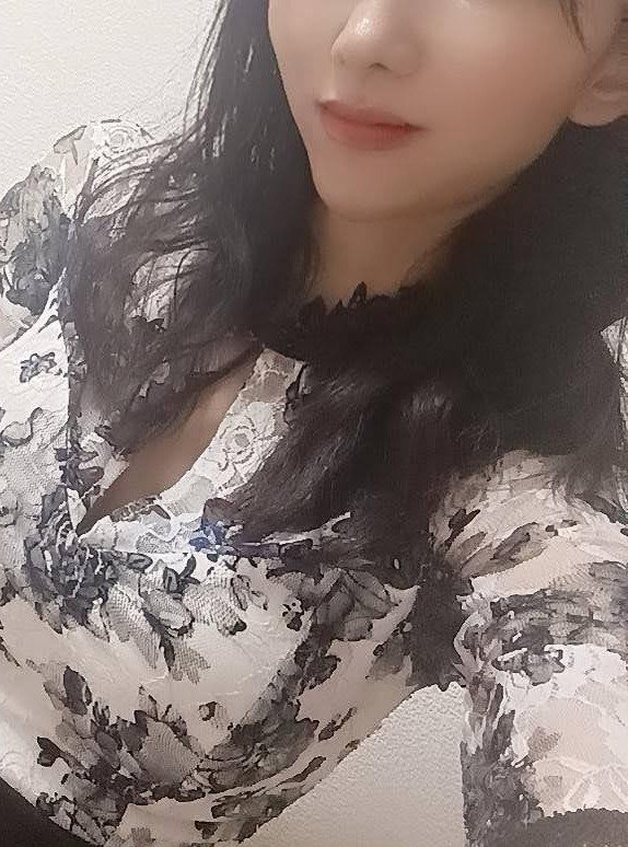 浜松町の「pearl」電話番号:080-3312-0707