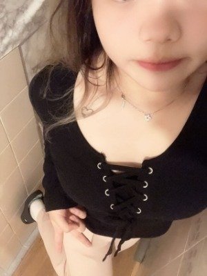 銀山町の「姫」電話番号：090-9339-5868