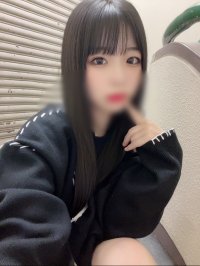柳 ももな
