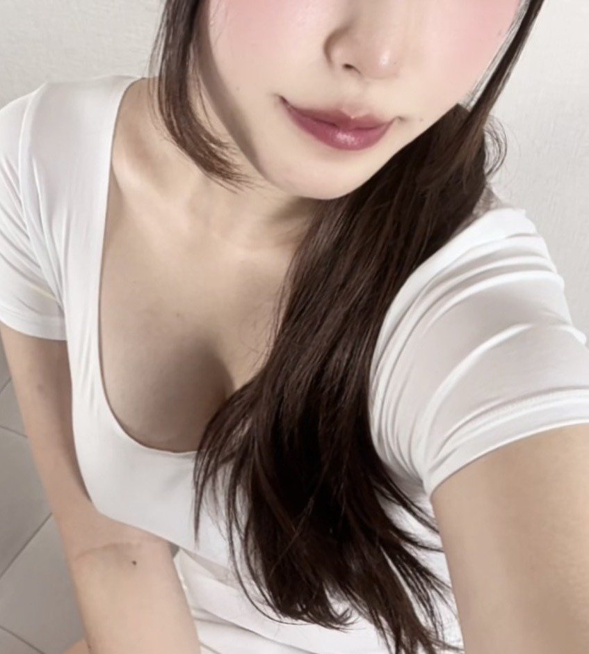 奈良の「白シャツと彼女 しろかの」電話番号:070-9455-0460
