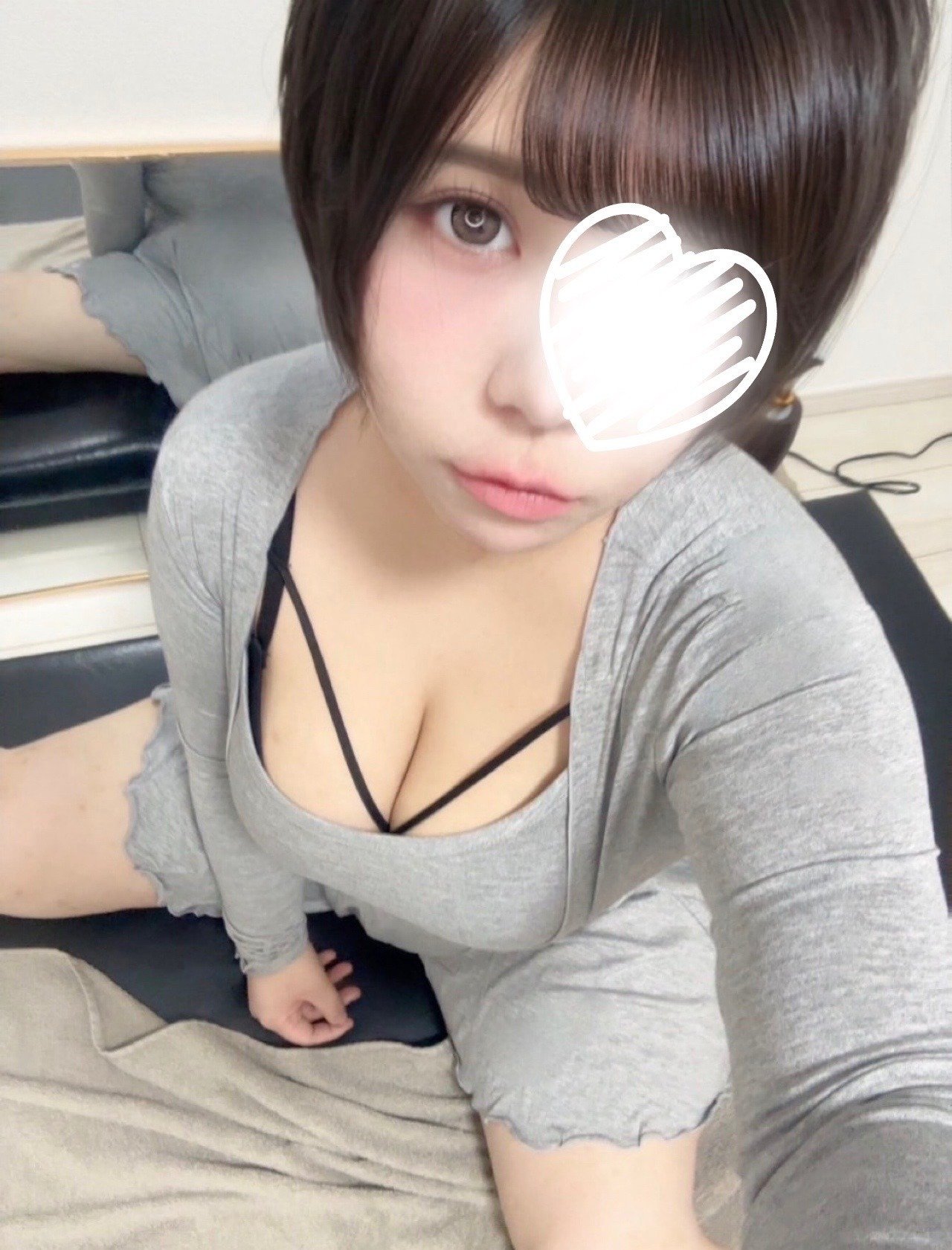 三軒茶屋の「Marron マロン」電話番号：080-8052-5306