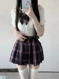 ここちゃん (24歳) 香港出身、小顏で笑顔も可愛いセラピストです！！優しく包み込むような雰囲気があり、ずっとそばにいてお話ししたくなる感じです！マッサージは初めてですが、覚えるのが早いのでどんどん上手くなっていきます！人気出るでしょう！