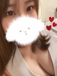 夏目 りん (24歳) (F)