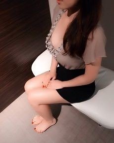 堺筋本町の「PROUDIA プラウディア」電話番号：090-4298-1002