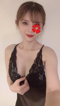 新橋の「DiamondQueen」電話番号：090-3667-6333